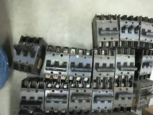 Sqd Mh-320 20 Amp 3 Pole Circuit Breaker
