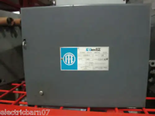 Ite Uv421 30 Amp 240 Volt Bus Plug