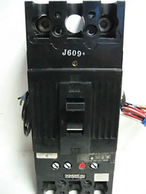 General Elec. 225A. 2P. Breaker W/ Shunt Trip & Auxiliary Tfj224225 Yd-118