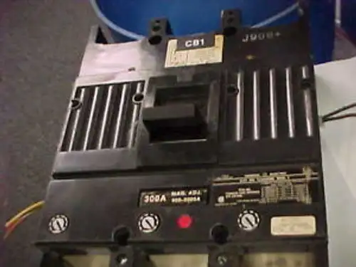 General Electric 300A Breaker Tjj436300 W/Shunt Z-62A