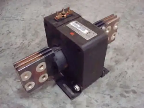 General Electric Jcl-0 750X028017 Current Transformer Ratio 3000:5 Amp