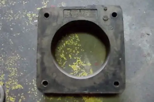 General Electric Current Transformer Ratio 1500:5 Type Jah-0 837X66 0.6 Kv