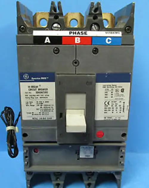 General Electric 3 Pole 400A W/Shunt And 300A Trip Sgha36At0400 .... Vc-01