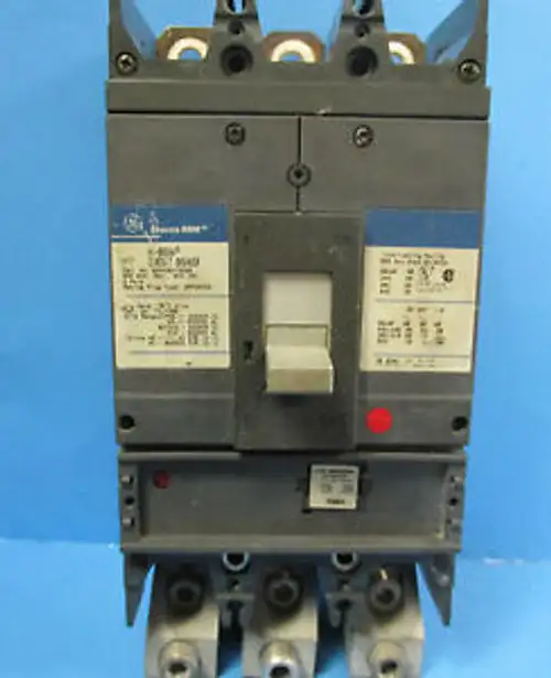 General Electric 3 Pole 600 Amp With 600 A Trip Unit Sgha36At0600 ..... Va-43