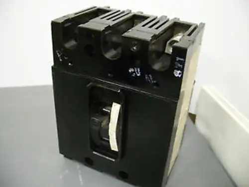 Siemens Ite Circuit Breaker W/Shunt Catee3-S10000S01 100A/240V/3Pole