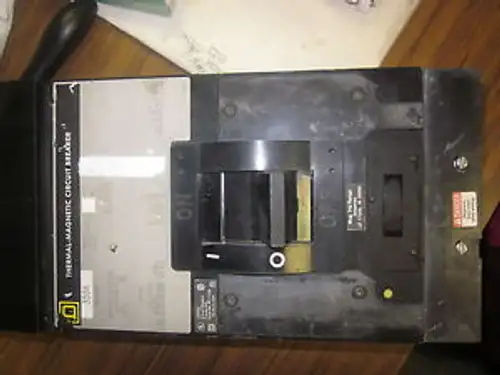 Square D Q432350 350 Amp 3 Pole I-Line Circuit Breaker 240V .........Yd-141