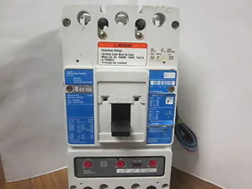 Cutler Hammer 400A 3 Pole Kd3400F Breaker W/350A Auxillary Switch...... Wb-15