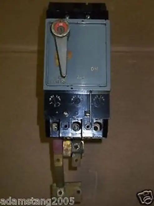 Federal Pacific Nfj Nfj631150R 150 Amp 3 Pole 600V Circuit Breaker Nfj-R Chipped