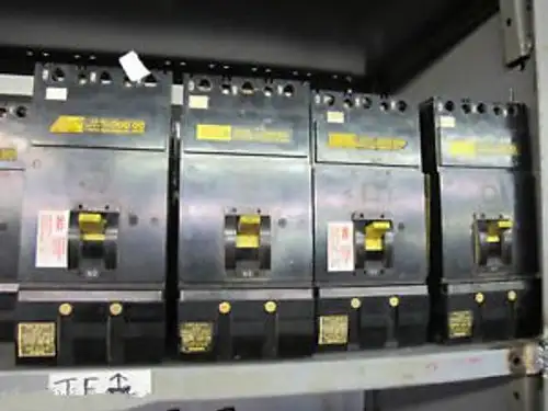 Sqd F34100 100 Amp 3 Pole I Line Circuit Breaker