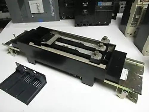 Ge Spectra Series Circuit Breaker Module Cat Amc3Gm... 600A 600V .. Vf-402