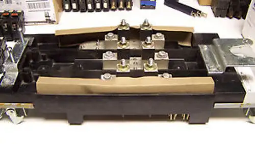 General Electric Spectra Circuit Breaker Module 1200A 600V Cat Amc6Jk U-110