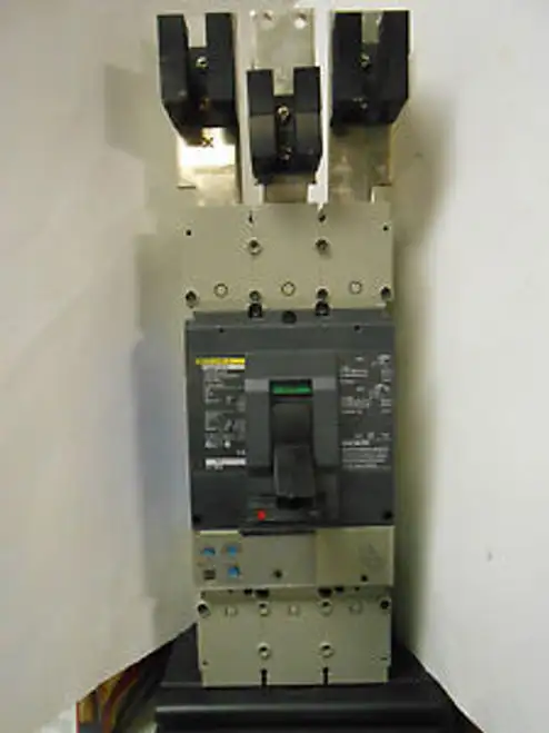 Square D 150 Amp 3 Pole Djp32150W Djp Powerpact Circuit Breaker ...... Wm-38