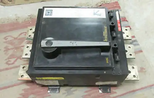 Square D Breaker Phf Circuit Breaker 2000A Frame W/ 1200A Trip .. Vu-06