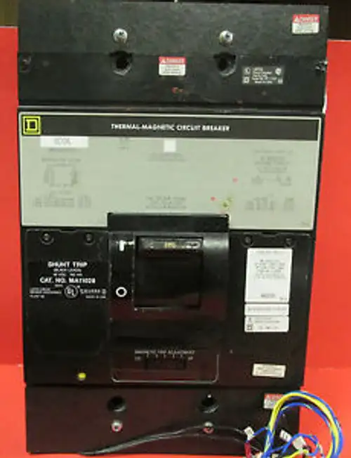 Square D 3 Pole 800 Amp Mhl368001288 W/ Aux Switch And Shunt Trip ........ Vf-15