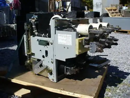 Ge Wavepro 800 Amp Low Voltage E/O D/O Wpf-08 Air Circuit Breaker