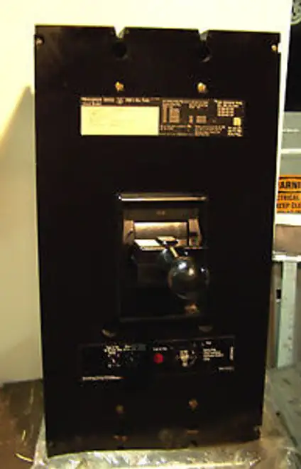 Westinghouse Seltronic 2000A Circuit Breaker Cat PCA32000F ... WE-04