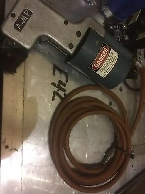 Amp 69010 Pneumatic Crimper