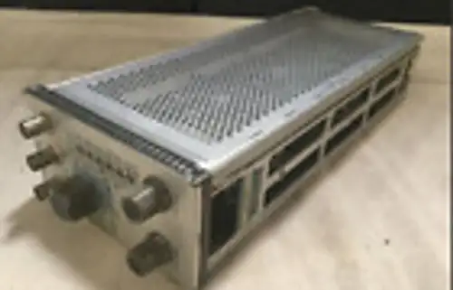 Tektronix 067-0587-10-02 Mainframe Calibrator 7000 11000 Series Oscilloscopes