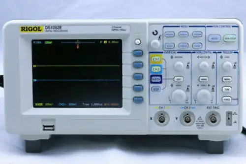 Ds1052E Osciloscopio digital de doble canal 50Mhz Ancho de banda 1Gsa/S Frecuencia de muestreo Dso