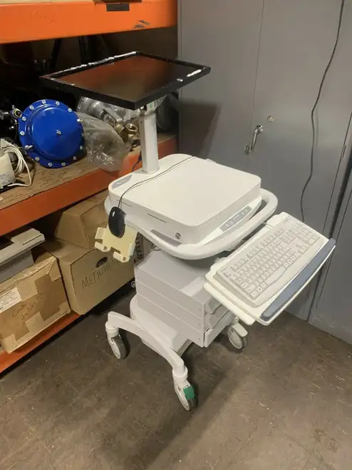 Enovate Medical Cart Mfg. Part #: S-M0P-Kbp-0-00