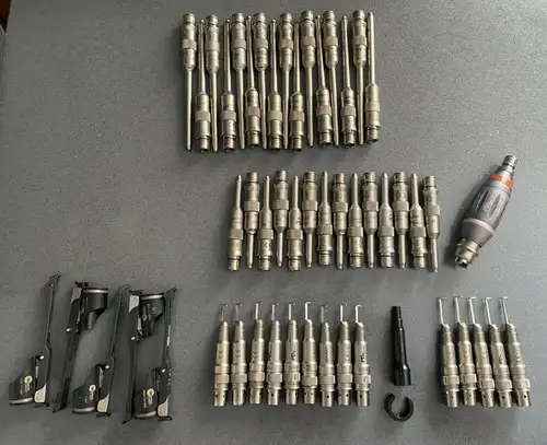 Stryker Core Universal 5400-210-058 059 50 060 070 00 115 150 Huge 52 Piece Lot