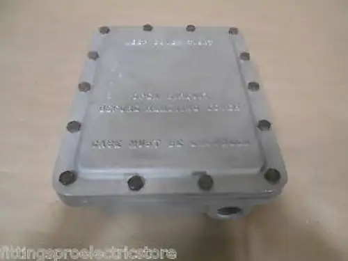 9X7X3 ENCLOSURE WITH ONE 3/4 AND TWO 1/2 KOS