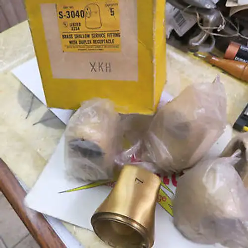 Hubbell S-3040 Brass Shallow Service Fitting 5