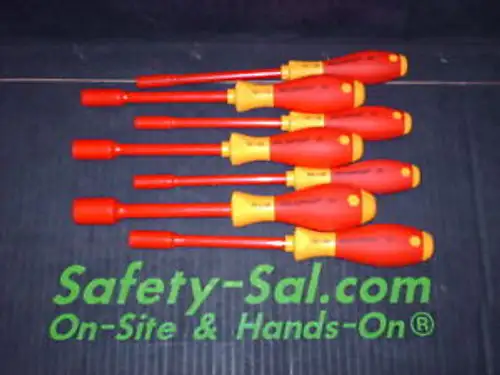 Wiha 32293 Set di cacciaviti metrici isolati da 7 pezzi 1-KV