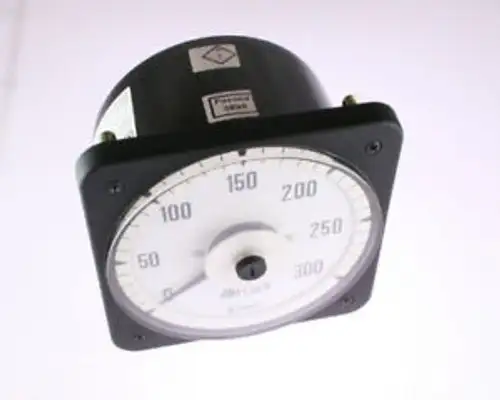 New Crompton 077-05FA-LSRX-C6 0-300 Amps AC 60Hz Meter
