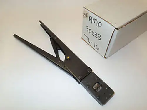 Amp 90033 Crimper