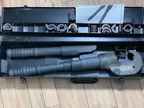 Burndy 750 750-2 Revolver Hypress Hydraulic Crimper Many Dies & Case Included