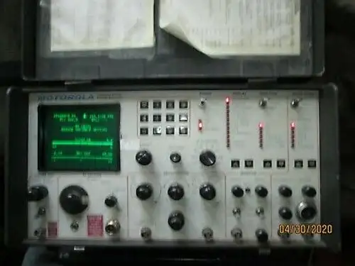 Motorola Model R-2001A/Hs Communications Service Monitor Un