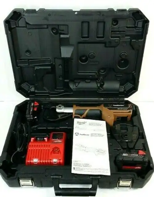 New Southwire Maxterm 6 Ton Crimper Milwaukee Tools Charger 2 Batts Scr6-Bg