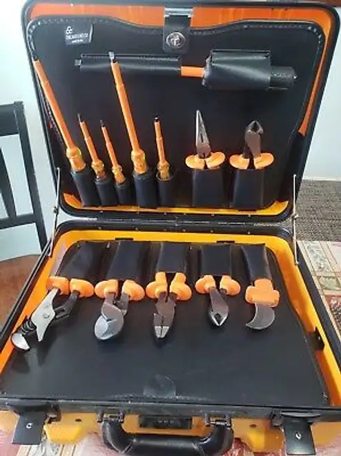 Klein Insulated 1000V 13-Pc Tool Set - In Case