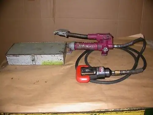 T&B Cat # 13642 Hydraulic Crimping Head 5 Die And Hose W/ Enerpac Pump