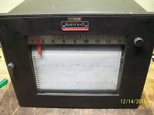 Honeywell Brown Electronik Chart Recorder 153R10-Ps-141-Iii-20-A8