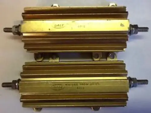 Dale RH-250 Resistenza a filo per montaggio su telaio da 8 Ohm 1% 250W (1 coppia)