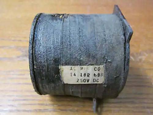 Un Nos Siemens 14-182-698-501 Coil Magnet 250 Volts D/C