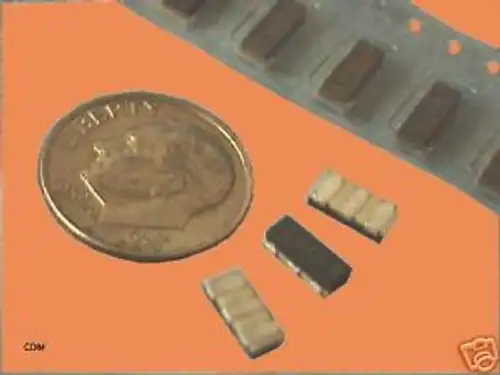 Avxpbrc3.68Brn 3.68Mhz Smt Resonators W/Caps Lot/2000