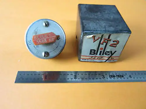 Vintage Wwii Quartz Crystal Bliley Variable 3548 Kc Frequency Vf2 + Bin#D3-30