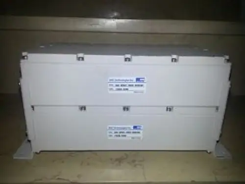 Double filtre 900Mhz Id55Db&Lt890Mhz Ret Dc-Pass Sgc Sgc-Bp931-58Dd-Bar