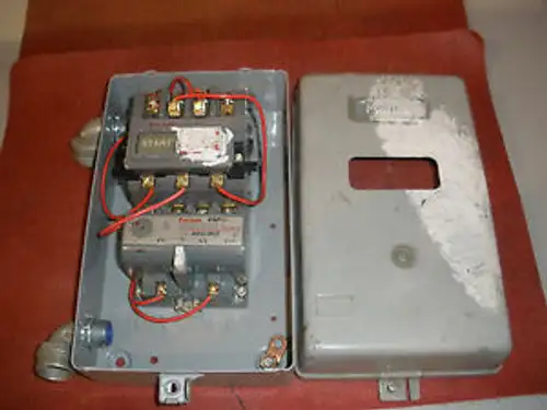 Furnas Three Phase Magnetic Starter 14Cs32A Esp100 D 35953-1