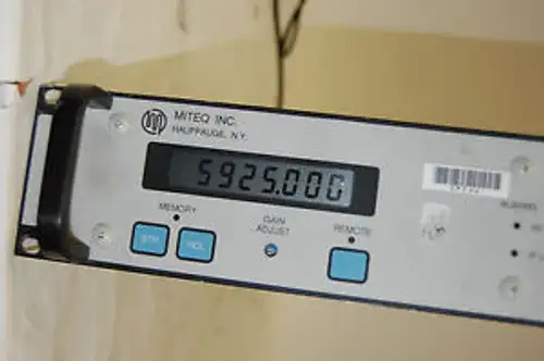Miteq Up-Converter Upconverter Model U-9352/ 35392