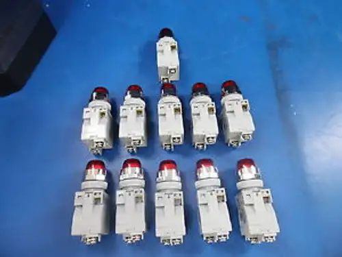 11 Idec Tw-T1216 Apw2126.R Red Pilot Lights 120V 50-60Hz