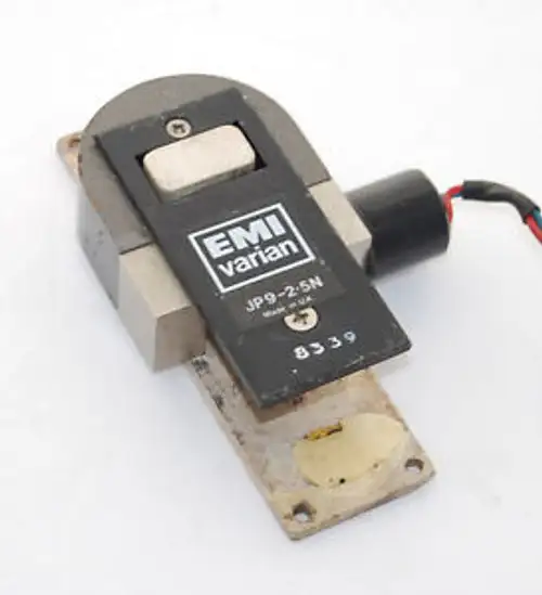 Varian Jp9-2.5N Pulse Magnetron Emi Radar Waveguide Wr-90 Wr90