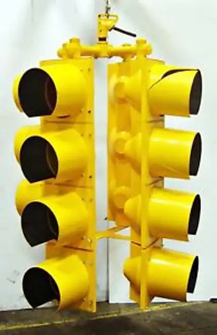 #Sls1D38 Traffic Light 4 Sided Traffic Light Display 14637Lr