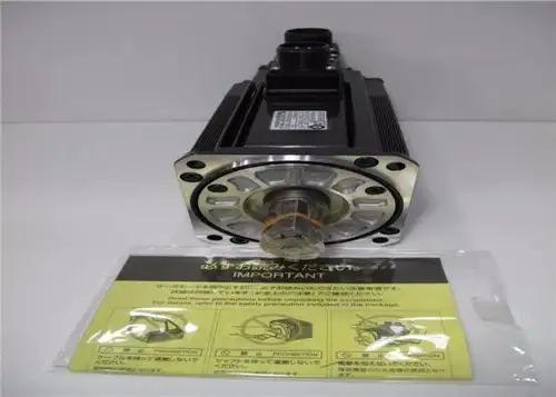 NEW 1UNIT YASKAWA AC SERVO MOTOR SGMSH-30ACA2C SGMSH30ACA2C
