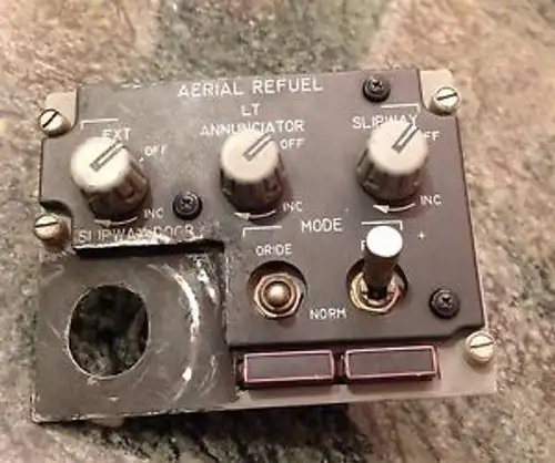 B1B Boeing L5304297-011 012 distribution aerial refuel aircraft panel