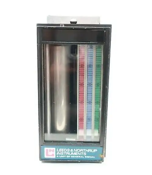 Leeds Northrup 136-203-203-203-00-00-00-L0088-L0088-L0088-6-B0-206 Recorder