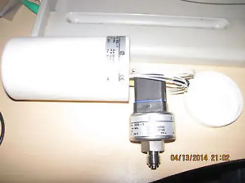 WIKA Transmitter ECO-1 0-1bar abs. 1-5V 14-30Vdc 7212735